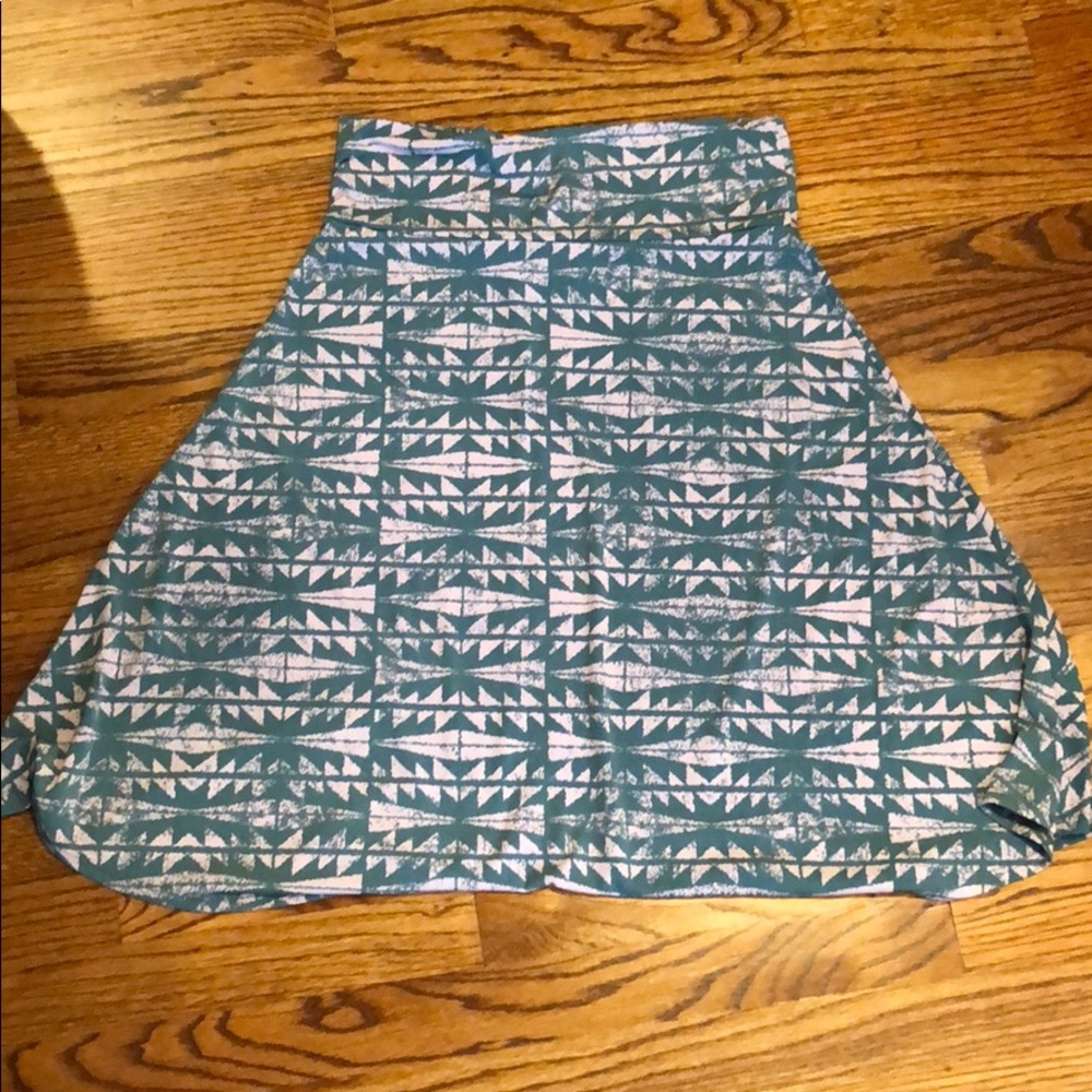 Lularoe NWOT azure skirt L